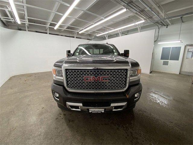 2015 GMC Sierra 2500HD available WiFi Vehicle Photo in PORTLAND, OR 97225-3518