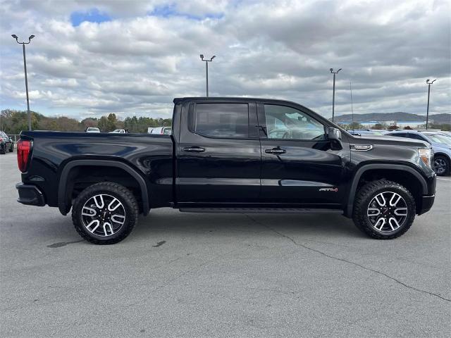 2022 GMC Sierra 1500 Limited Vehicle Photo in ALCOA, TN 37701-3235