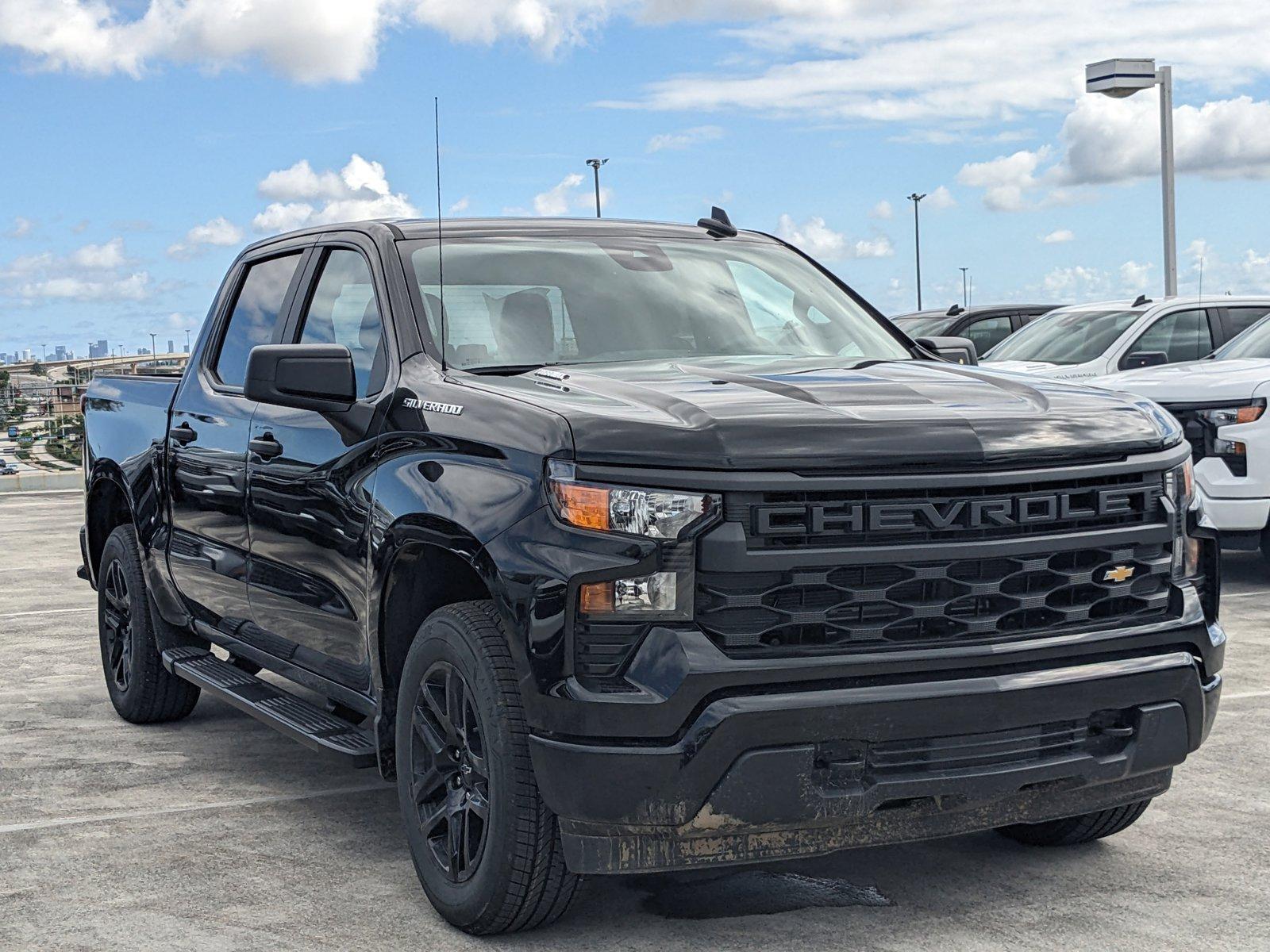 2025 Chevrolet Silverado 1500 Vehicle Photo in MIAMI, FL 33172-3015