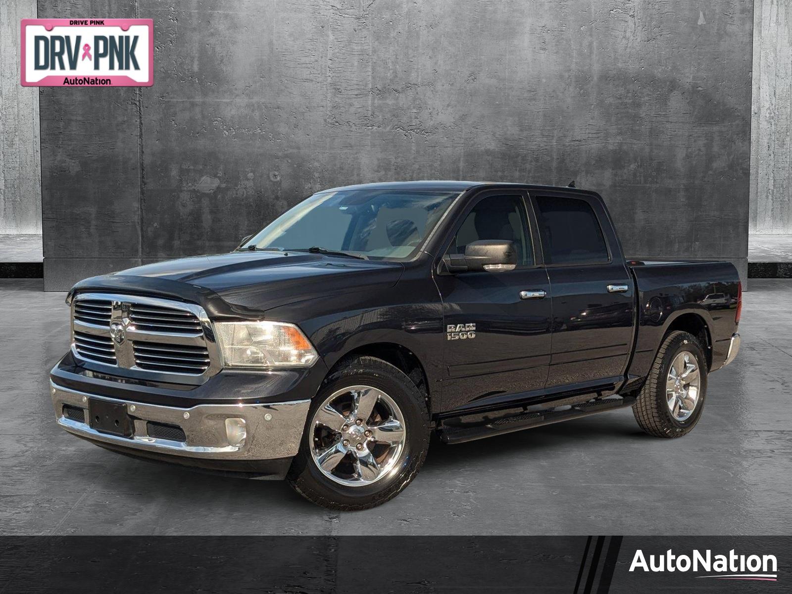 2017 Ram 1500 Vehicle Photo in St. Petersburg, FL 33713