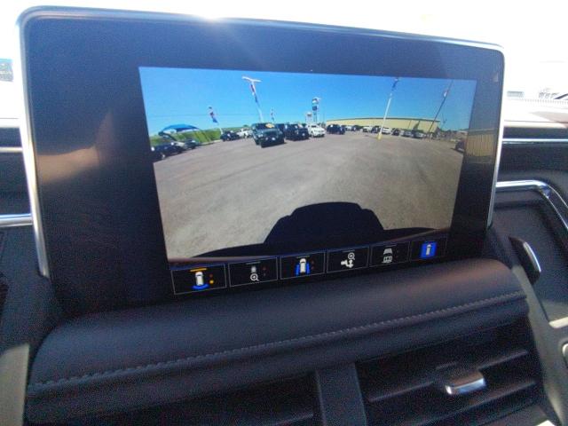 2023 Chevrolet Suburban Vehicle Photo in NEDERLAND, TX 77627-8017