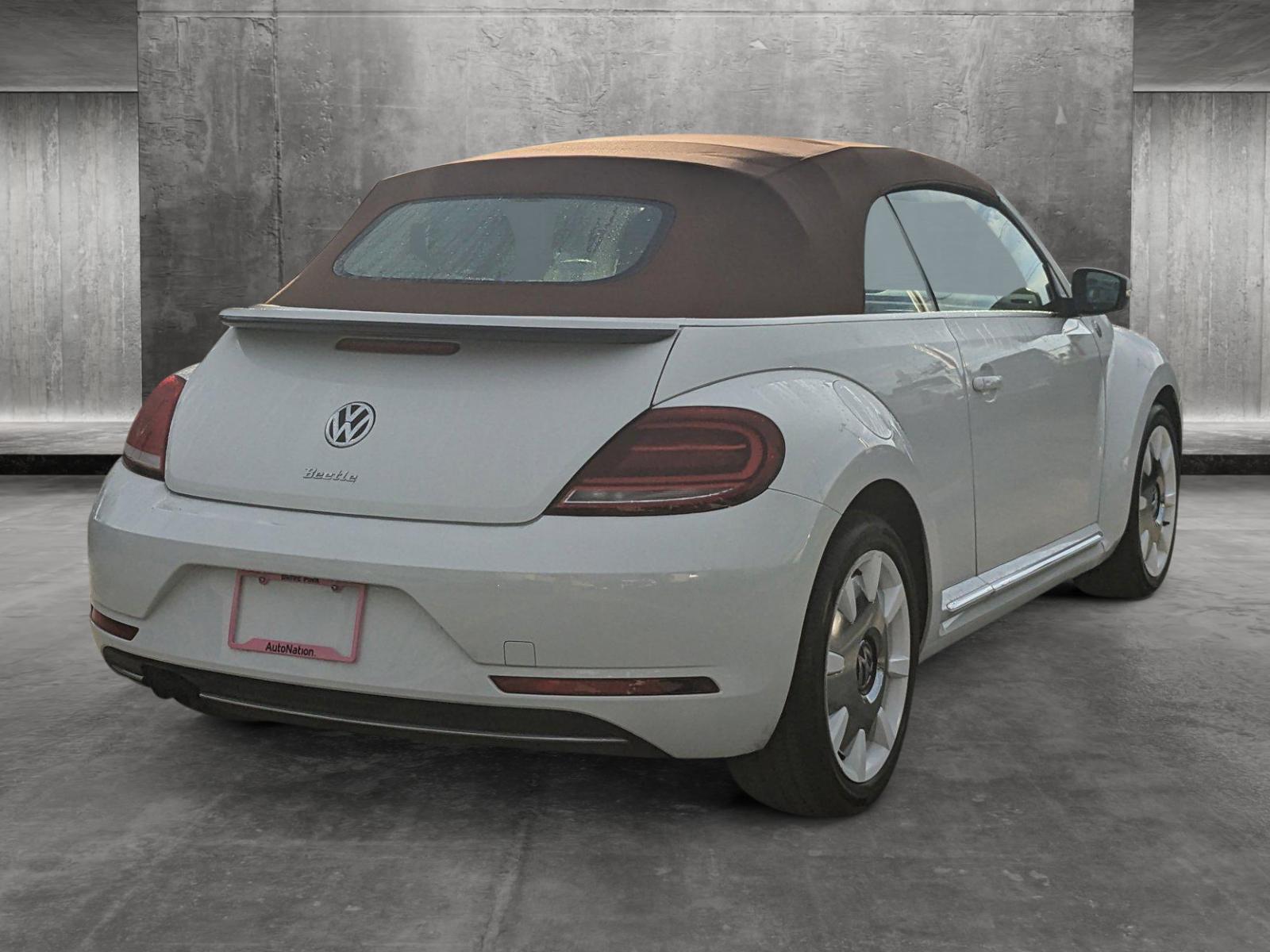 2019 Volkswagen Beetle Convertible Vehicle Photo in MIAMI, FL 33172-3015