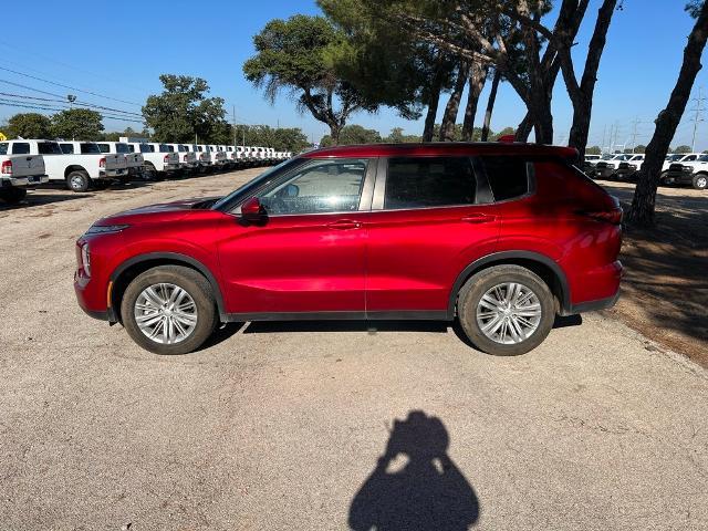 2022 Mitsubishi Outlander Vehicle Photo in EASTLAND, TX 76448-3020