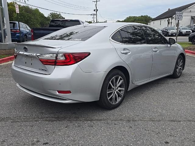 2017 Lexus ES 300h Vehicle Photo in Bowie, MD 20716