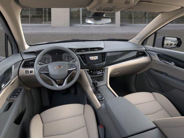 2025 Cadillac XT6 Vehicle Photo in MEDINA, OH 44256-9631