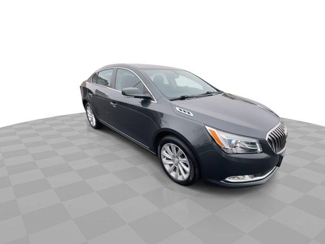 2016 Buick LaCrosse Vehicle Photo in WILLIAMSVILLE, NY 14221-4303