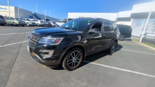 2017 Ford Explorer Vehicle Photo in ANAHEIM, CA 92806-5612