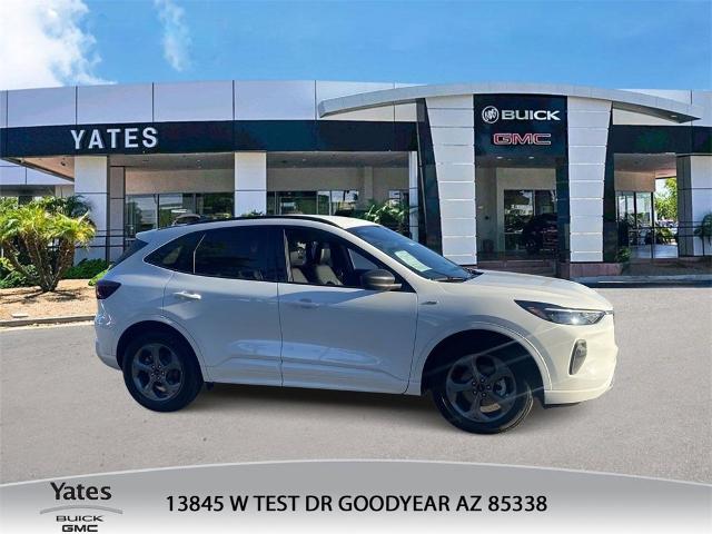 2023 Ford Escape Vehicle Photo in GOODYEAR, AZ 85338-1310