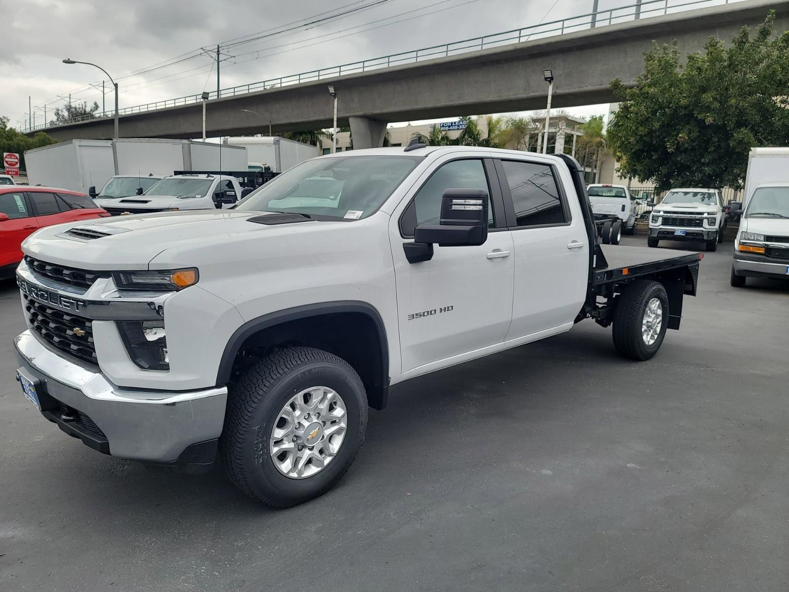 2023 Chevrolet Silverado 3500 HD CC Vehicle Photo in LA MESA, CA 91942-8211