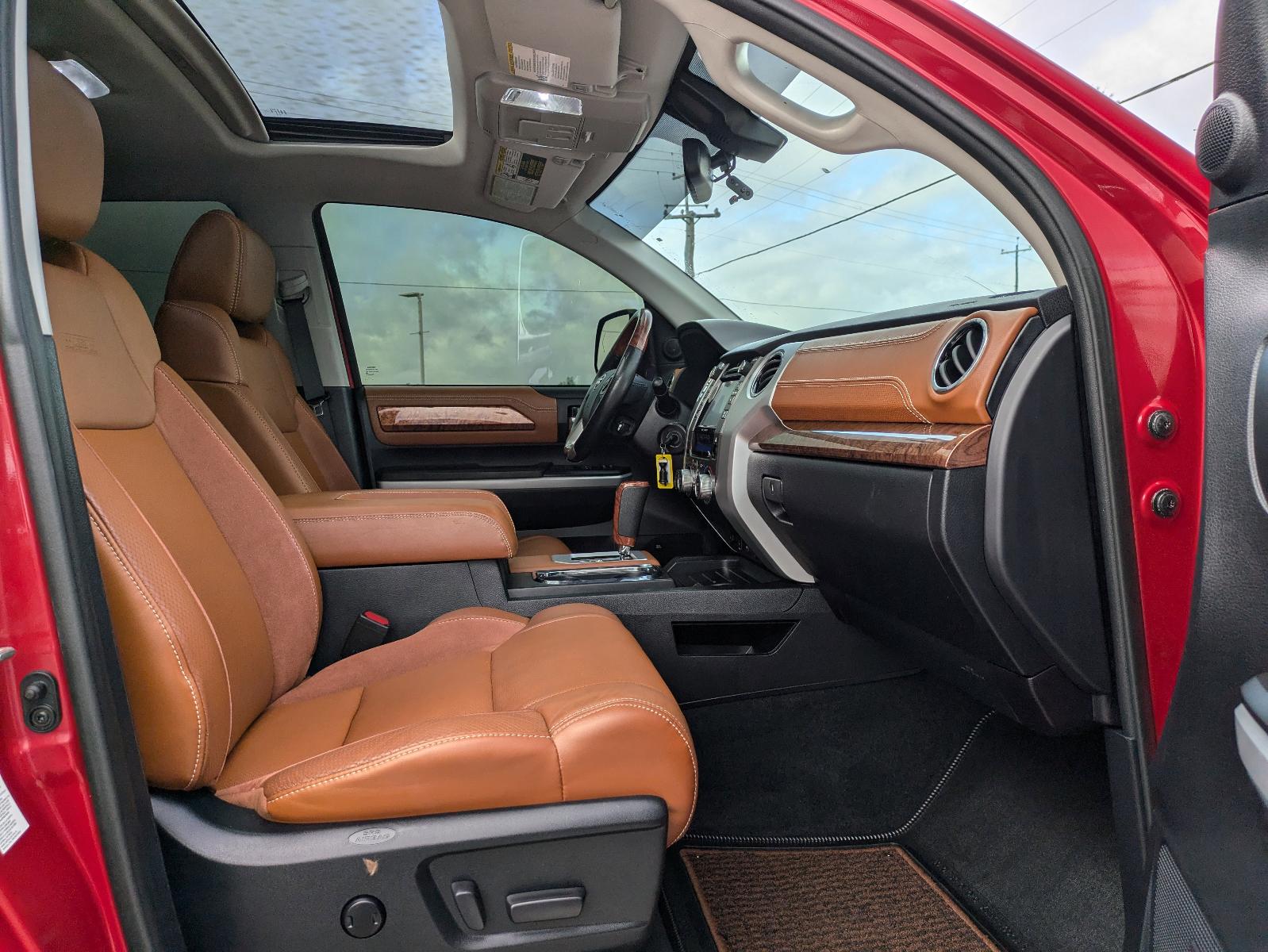 2018 Toyota Tundra 4WD Vehicle Photo in Seguin, TX 78155