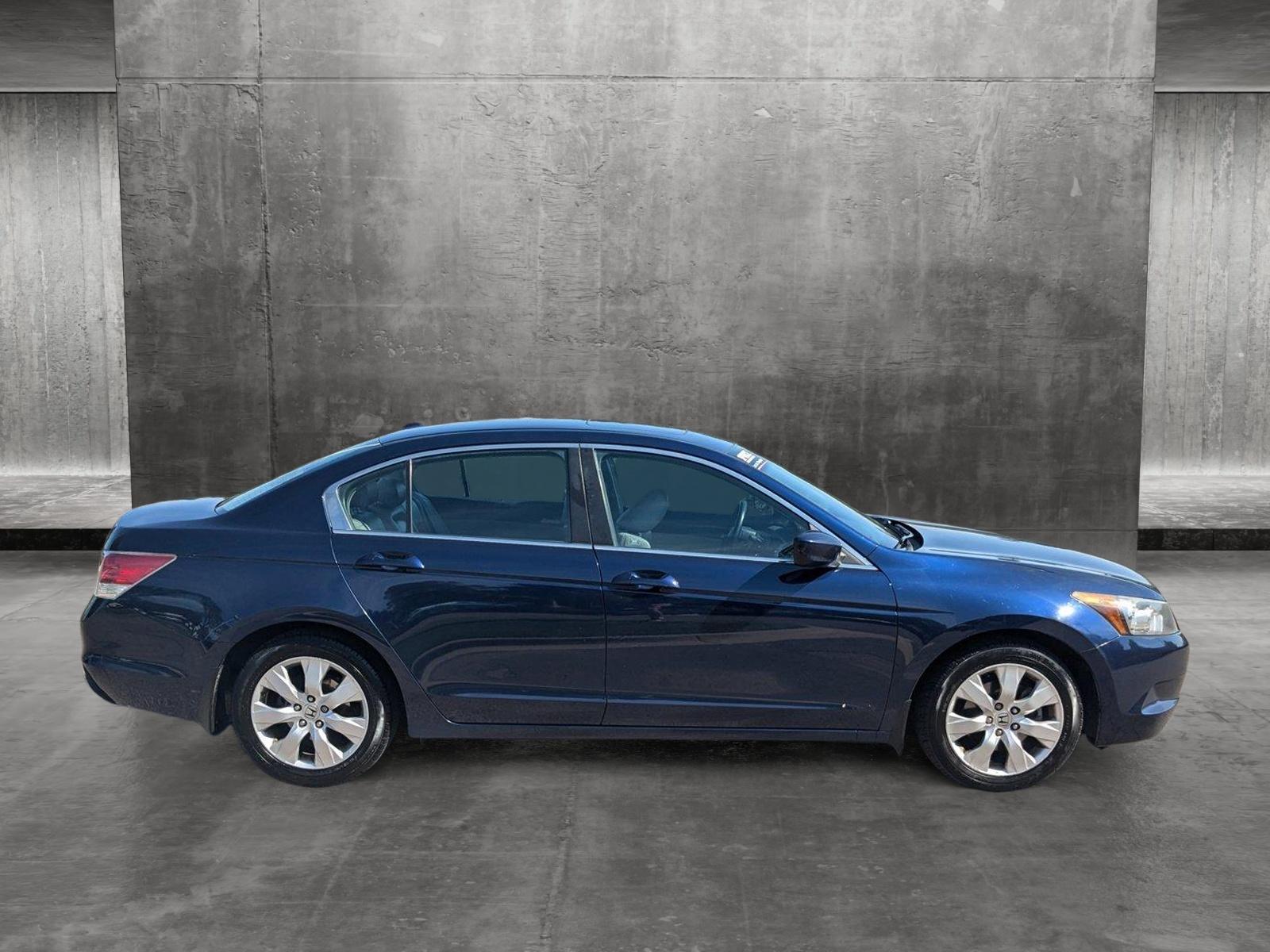 2009 Honda Accord Sedan Vehicle Photo in LONE TREE, CO 80124-2750