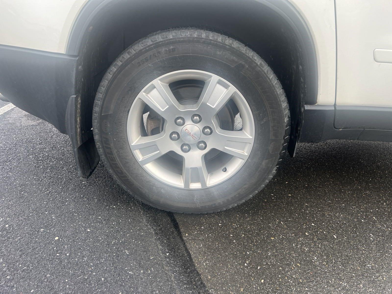 2011 GMC Acadia Vehicle Photo in Mechanicsburg, PA 17050-1707