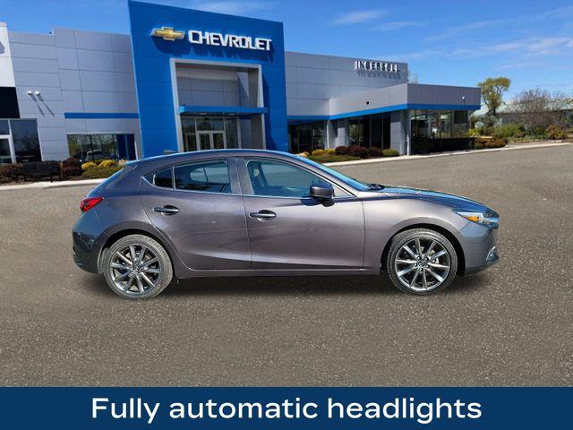 2018 Mazda Mazda3 5-Door Vehicle Photo in DANBURY, CT 06810-5034