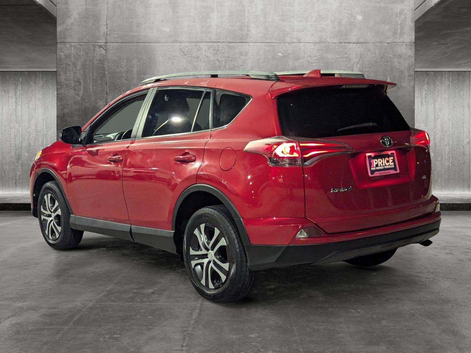 2017 Toyota RAV4 Vehicle Photo in Davie, FL 33331