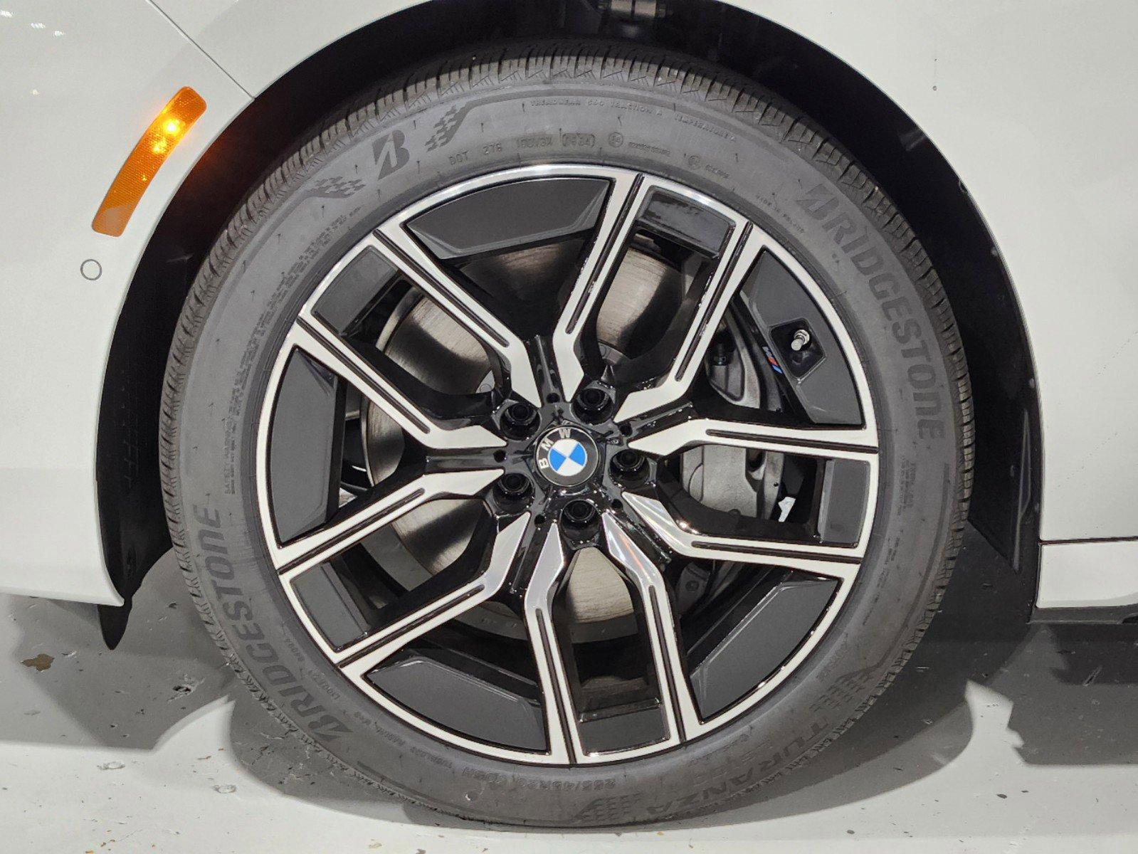2024 BMW 740i Vehicle Photo in GRAPEVINE, TX 76051