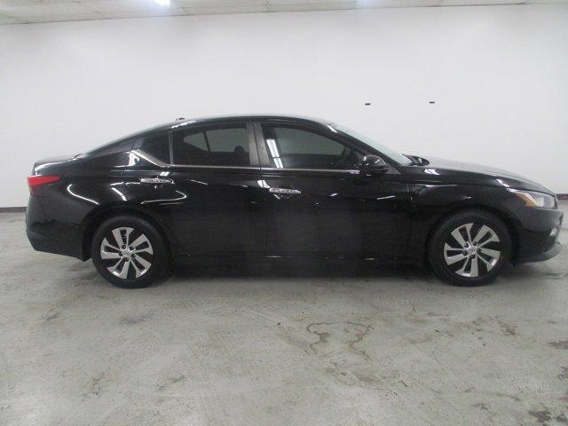 2020 Nissan Altima Vehicle Photo in BATTLE CREEK, MI 49037-8454