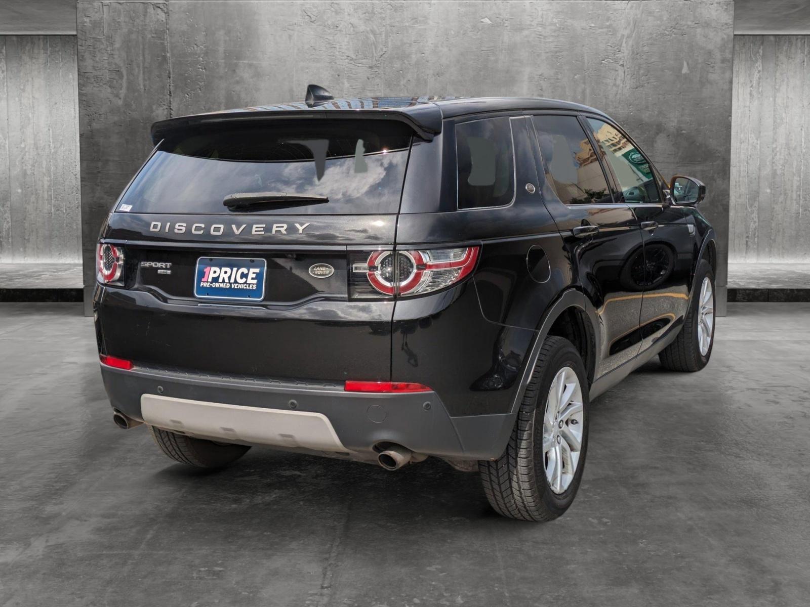 2017 Land Rover Discovery Sport Vehicle Photo in Bethesda, MD 20852