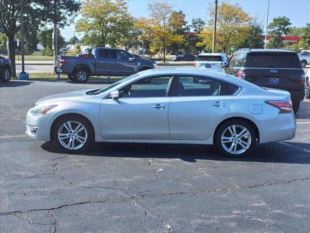 2015 Nissan Altima Vehicle Photo in Plainfield, IL 60586