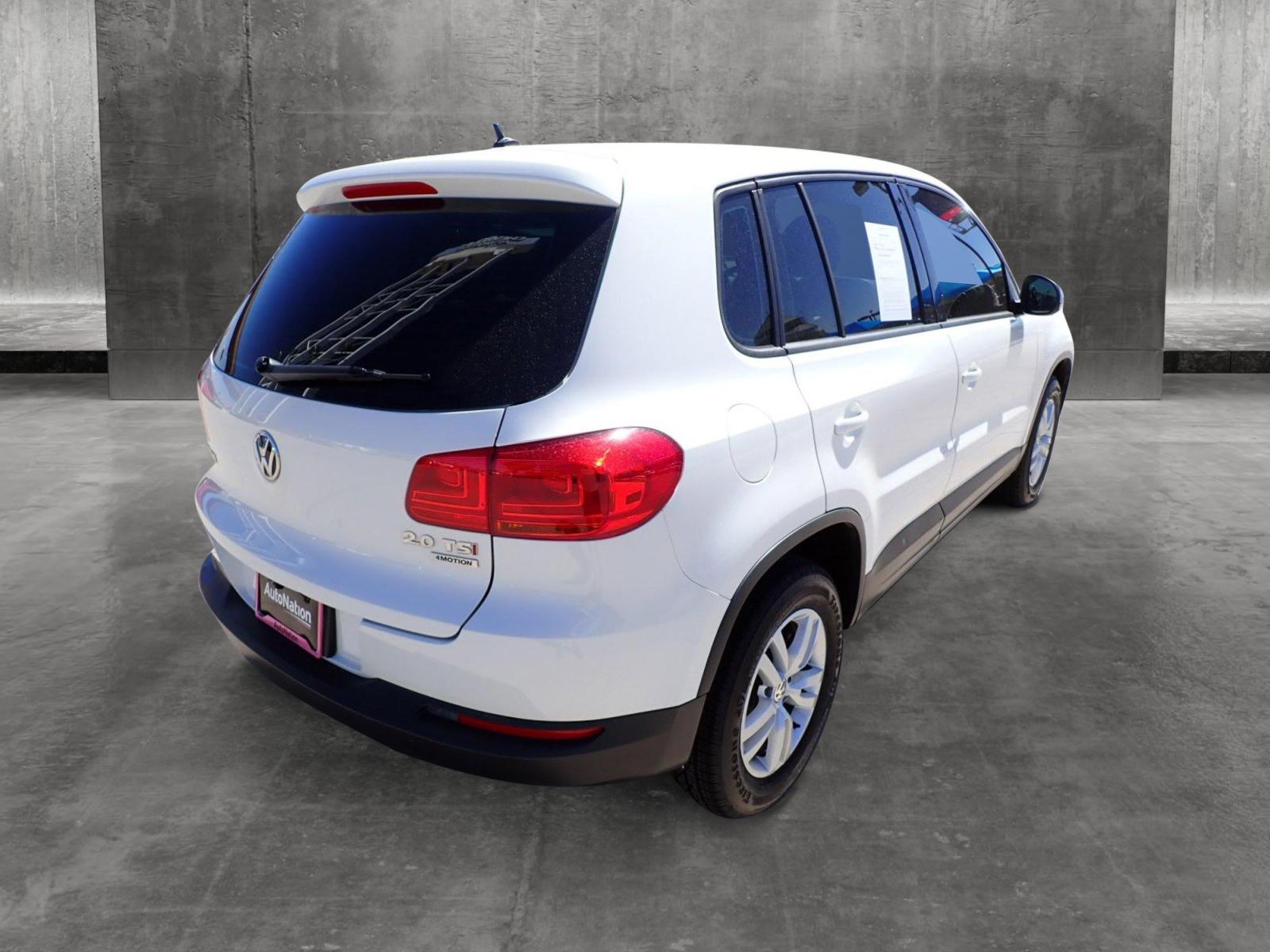 2014 Volkswagen Tiguan Vehicle Photo in DENVER, CO 80221-3610