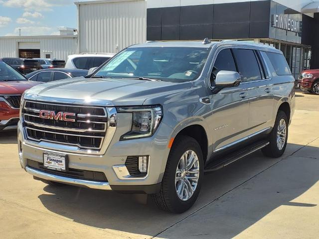 2024 GMC Yukon XL Vehicle Photo in ROSENBERG, TX 77471-5675