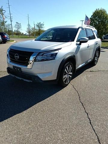 2022 Nissan Pathfinder Vehicle Photo in Canton, MI 48188