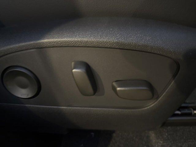 2025 Buick Enclave Vehicle Photo in JACKSON, MI 49202-1834