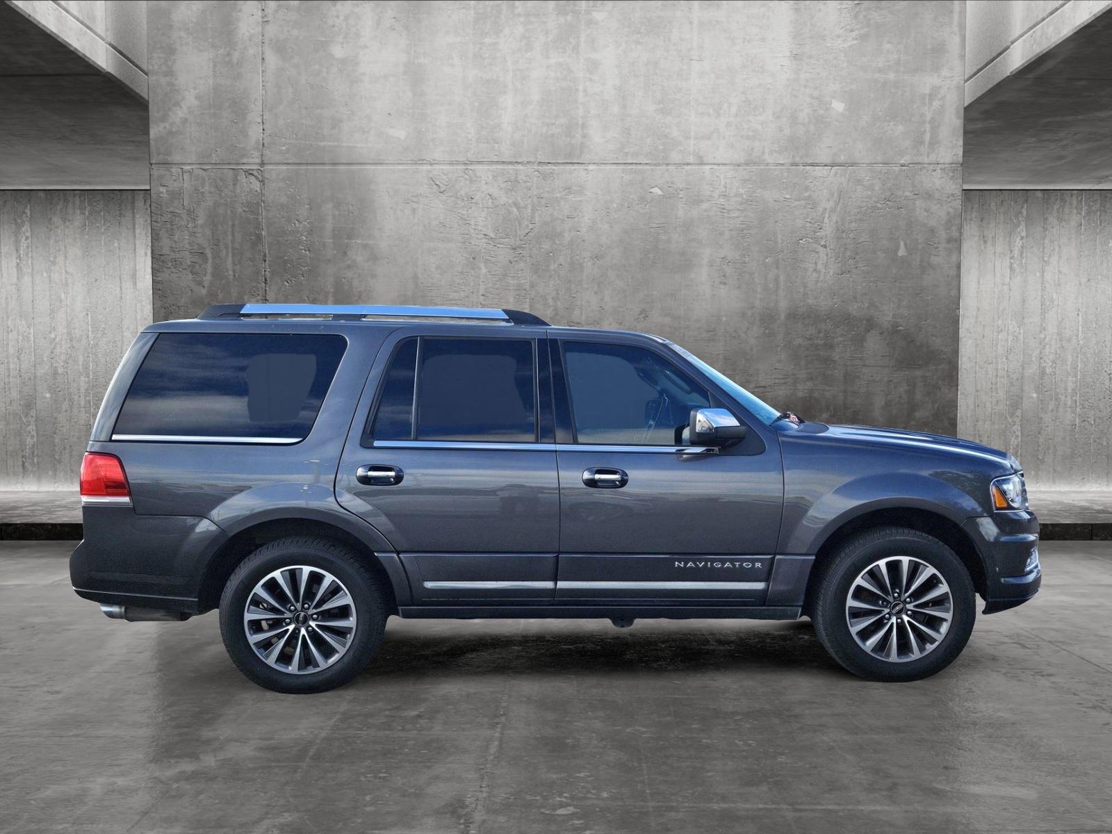 2015 Lincoln Navigator Vehicle Photo in Clearwater, FL 33765