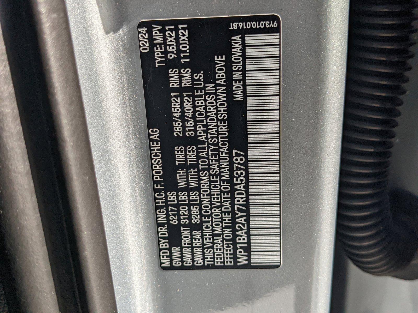 2024 Porsche Cayenne Vehicle Photo in Maitland, FL 32751