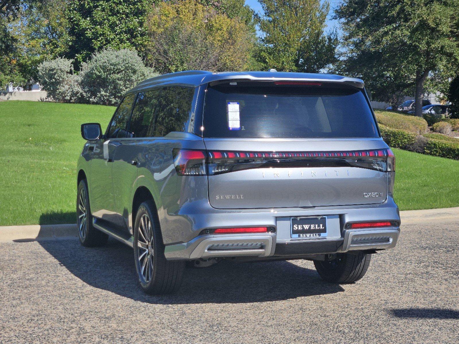 2025 INFINITI QX80 Vehicle Photo in Fort Worth, TX 76132