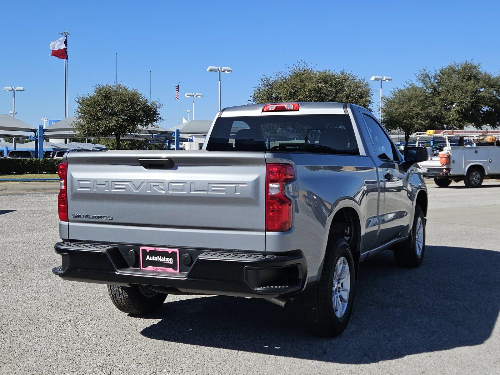 2025 Chevrolet Silverado 1500 Vehicle Photo in NORTH RICHLAND HILLS, TX 76180-7199