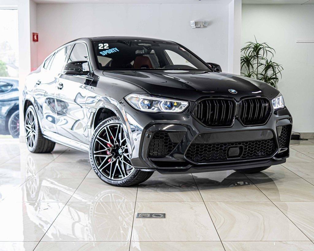 2022 BMW X6 M Vehicle Photo in Saint Charles, IL 60174