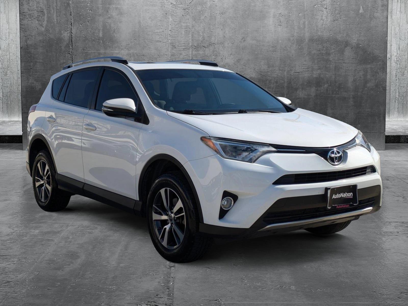 2016 Toyota RAV4 Vehicle Photo in Tustin, CA 92782