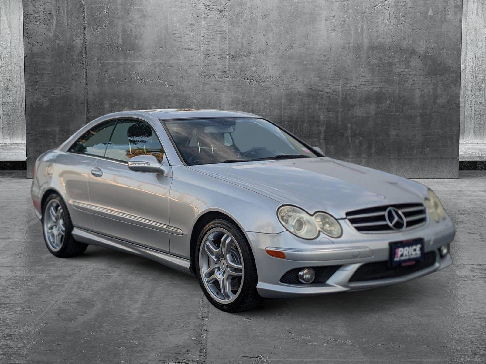 2009 Mercedes-Benz CLK-Class Vehicle Photo in Clearwater, FL 33765