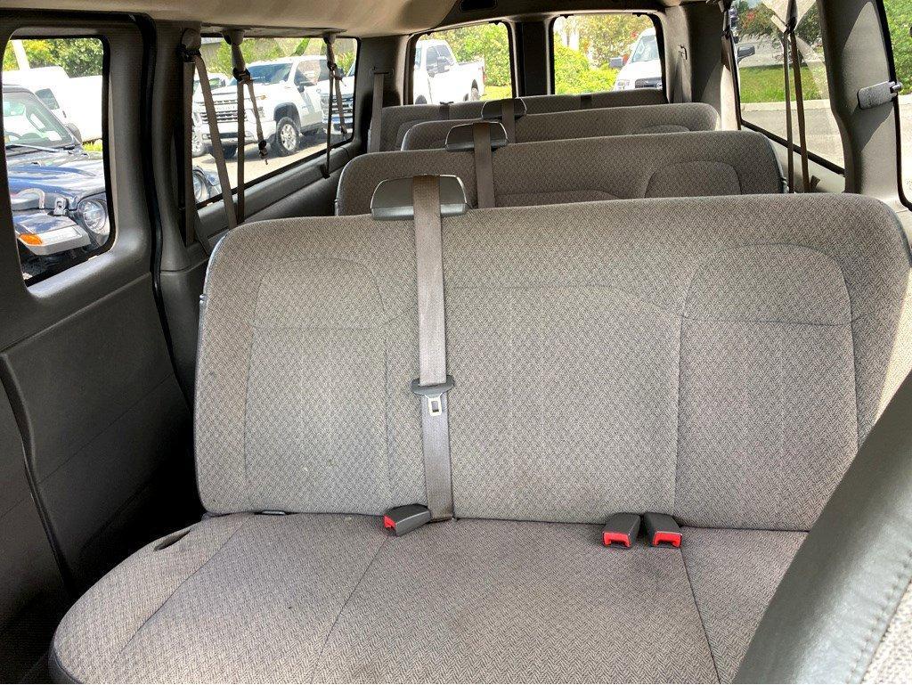 2019 GMC Savana Passenger Vehicle Photo in SAVANNAH, GA 31406-4513