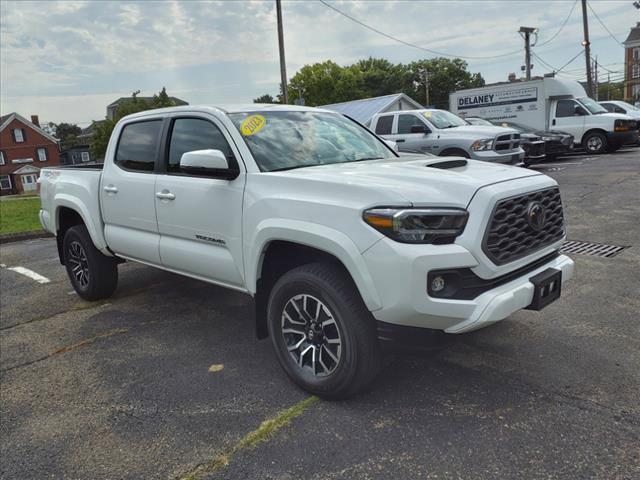 2023 Toyota Tacoma 4WD Vehicle Photo in INDIANA, PA 15701-1897