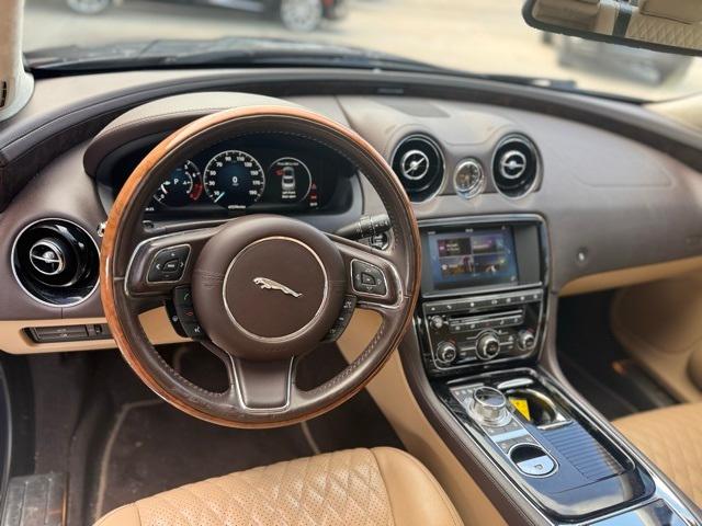 2017 Jaguar XJ Vehicle Photo in DELRAY BEACH, FL 33483-3294