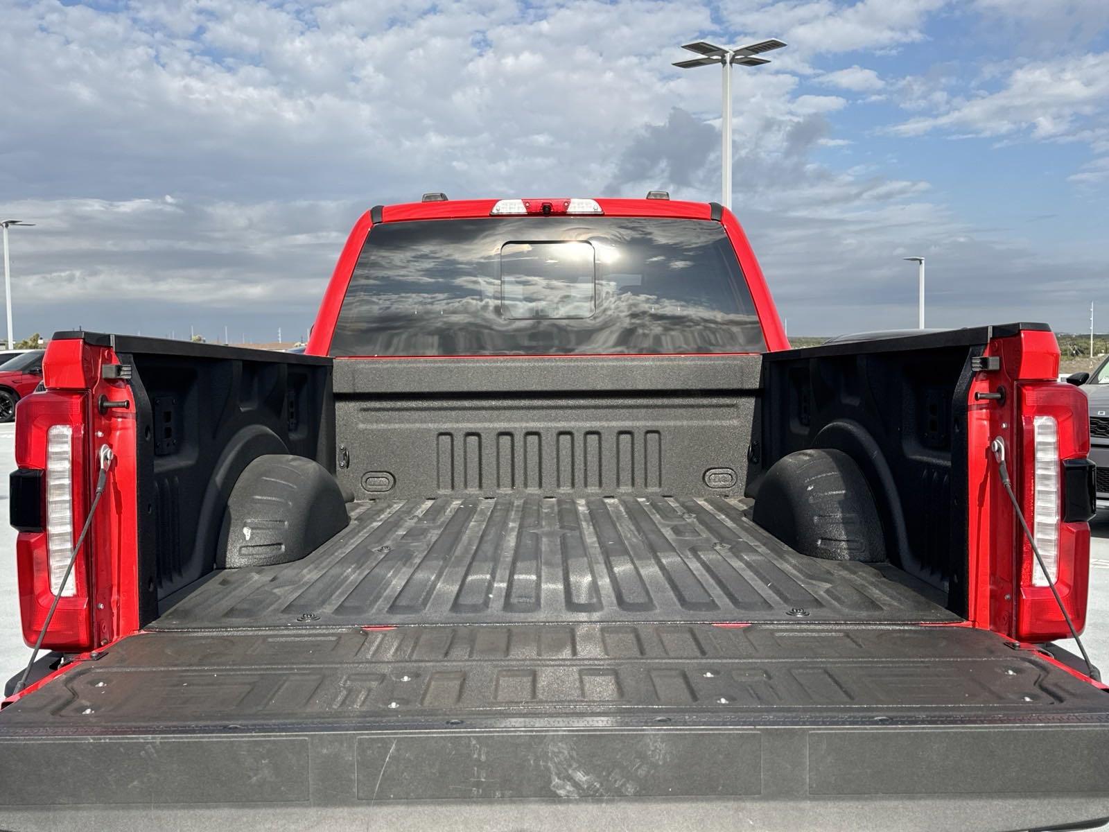 2024 Ford Super Duty F-350 SRW Vehicle Photo in AUSTIN, TX 78717