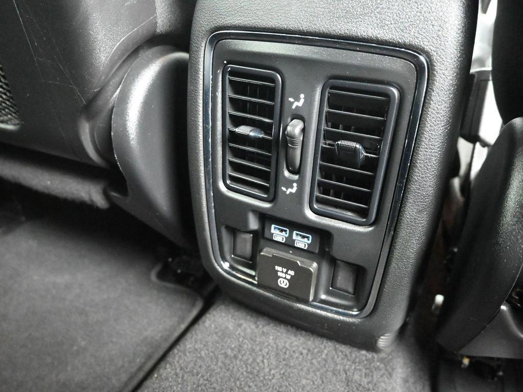 2021 Jeep Grand Cherokee Vehicle Photo in Cedar Rapids, IA 52402