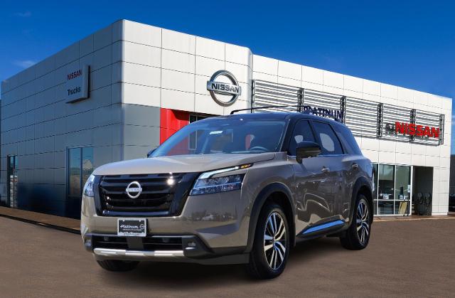 2024 Nissan Pathfinder Vehicle Photo in Denison, TX 75020