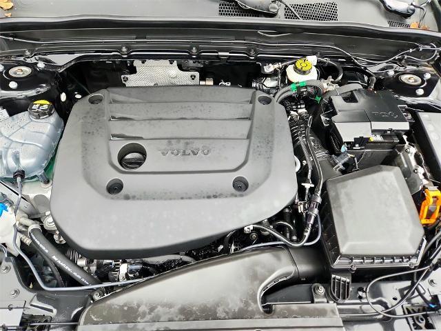 2024 Volvo XC40 Vehicle Photo in Grapevine, TX 76051