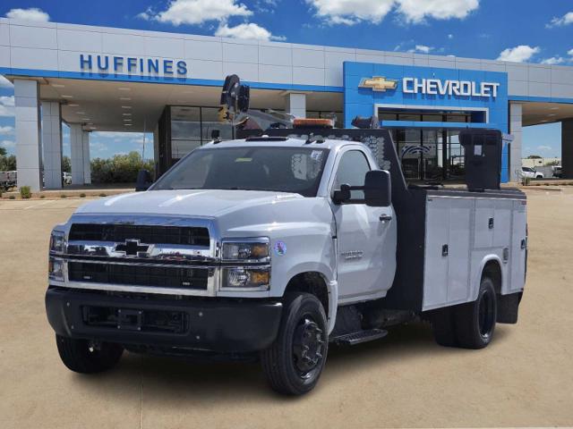 2023 Chevrolet Silverado Chassis Cab Vehicle Photo in LEWISVILLE, TX 75067