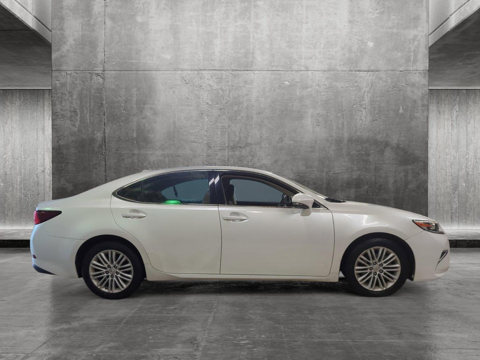 2017 Lexus ES 350 Vehicle Photo in Memphis, TN 38128