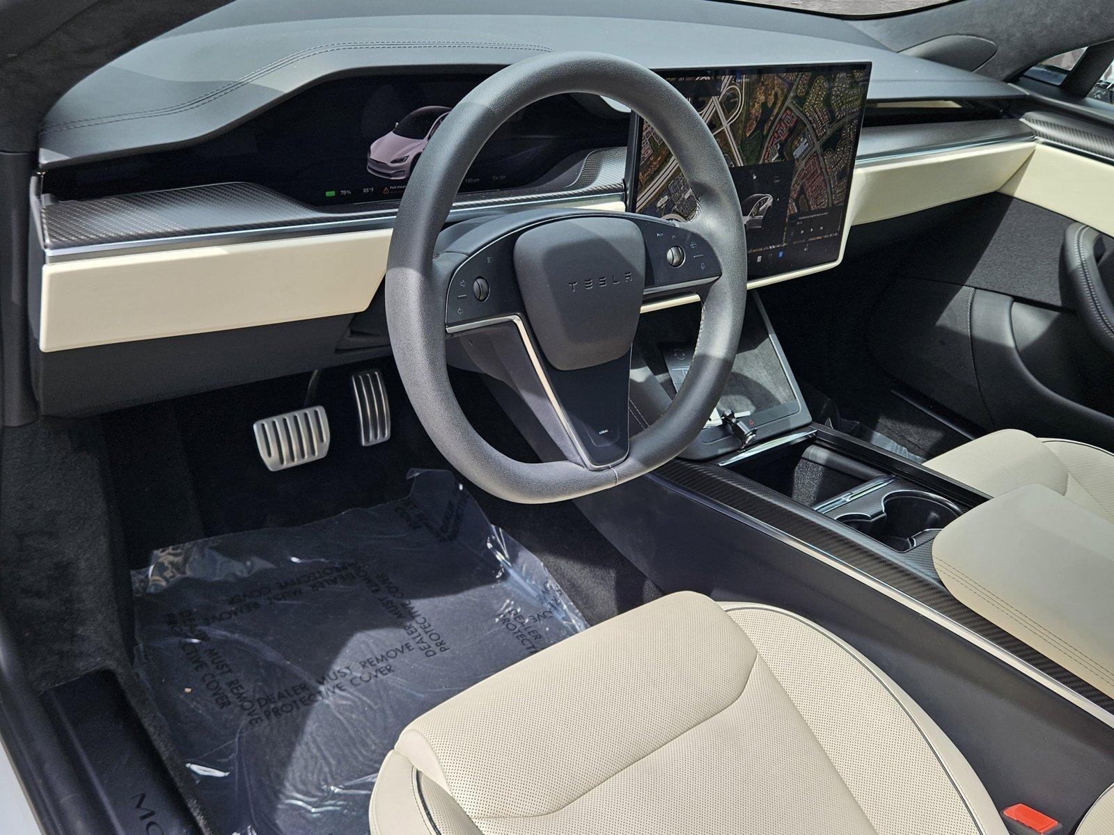 2023 Tesla Model S Vehicle Photo in Pembroke Pines , FL 33027