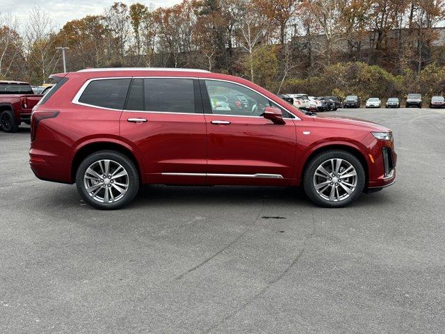 2025 Cadillac XT6 Vehicle Photo in LEOMINSTER, MA 01453-2952