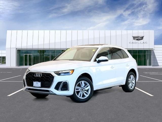 2022 Audi Q5 Vehicle Photo in LIBERTYVILLE, IL 60048-3287