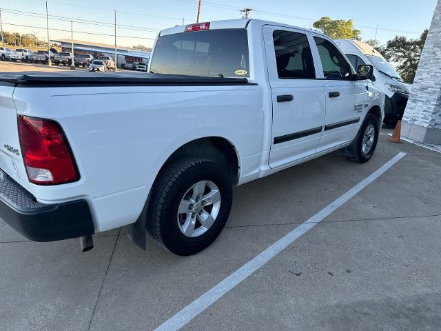 2019 Ram 1500 Classic Vehicle Photo in Ennis, TX 75119-5114