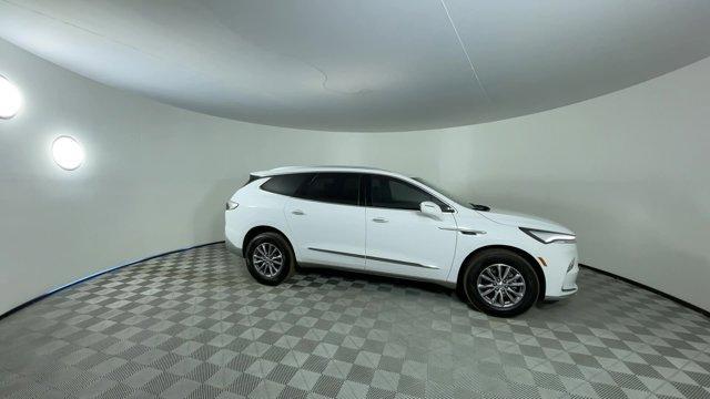 2024 Buick Enclave Vehicle Photo in GILBERT, AZ 85297-0402