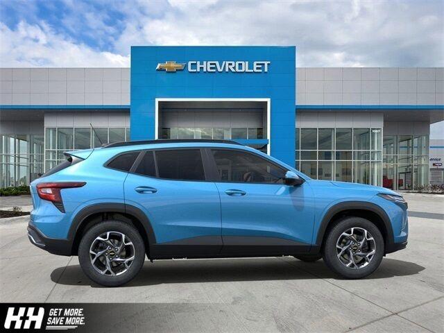 2025 Chevrolet Trax Vehicle Photo in PAPILLION, NE 68138-