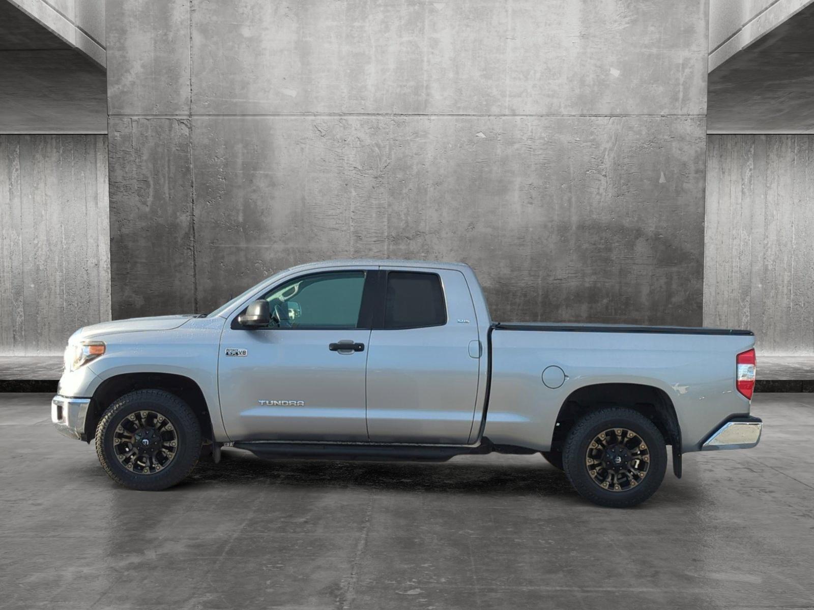 2018 Toyota Tundra 4WD Vehicle Photo in Ft. Myers, FL 33907