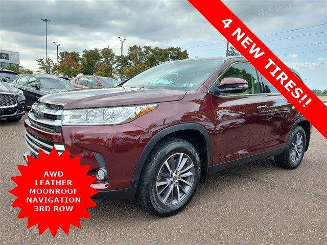 2019 Toyota Highlander Vehicle Photo in Willow Grove, PA 19090